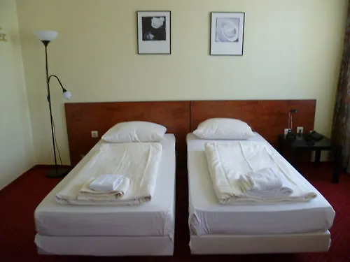Domo Hotel Mondial Düsseldorf