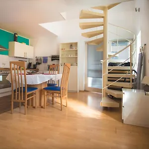 Altstadt Charly Apartment Dusseldorf