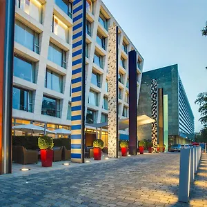 Radisson Blu Media Harbour Hotel, 4* Дюссельдорф